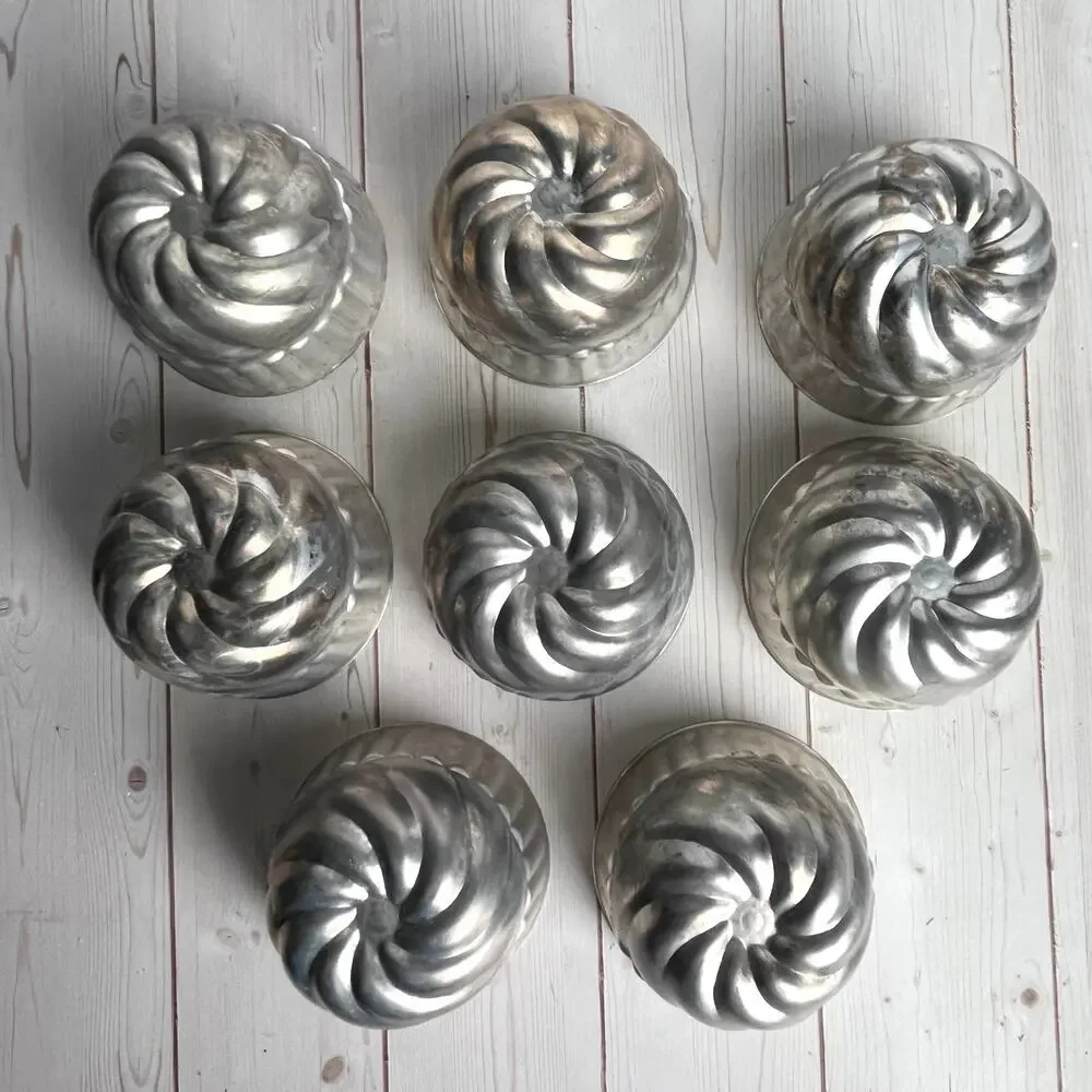Lot of 20 Vintage Aluminum Individual Baking Gelatin Molds Grandma Cottage Farm